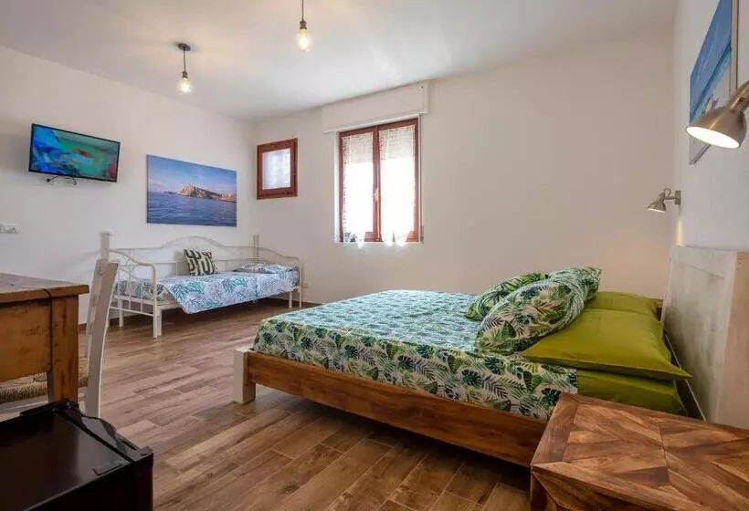 ペンション Dery Alghero Holiday Rooms