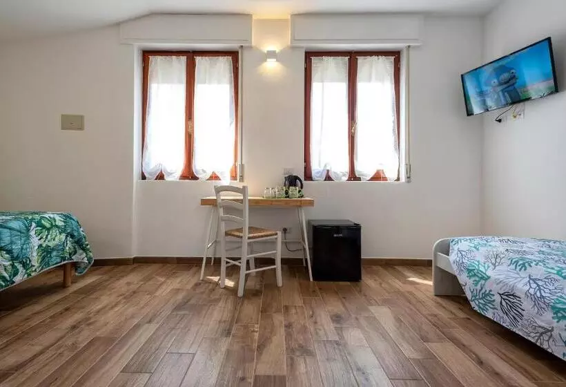 ペンション Dery Alghero Holiday Rooms