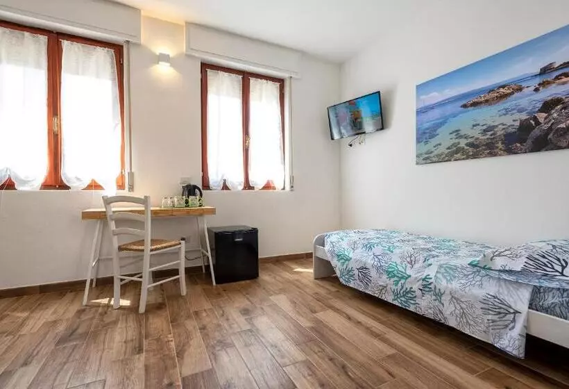 ペンション Dery Alghero Holiday Rooms