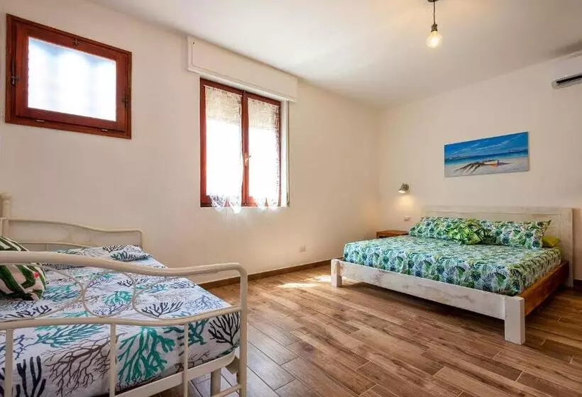 ペンション Dery Alghero Holiday Rooms