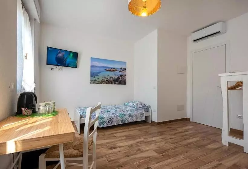 ペンション Dery Alghero Holiday Rooms