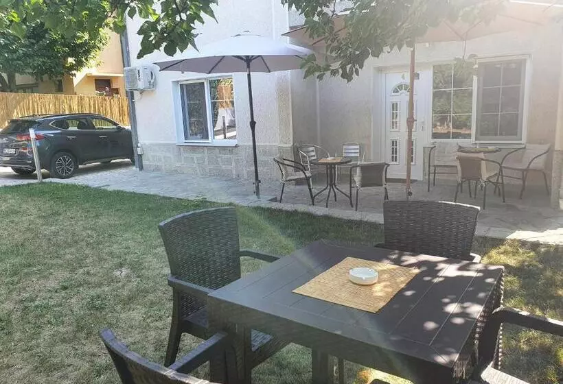 پانسیون Guest House Jasmin