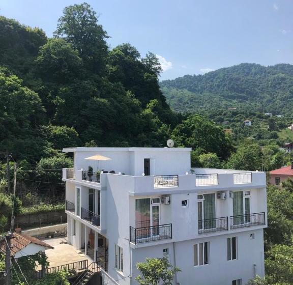 پانسیون Guest House My Home