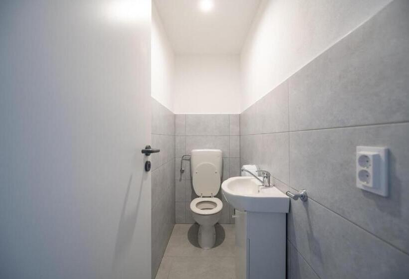 پانسیون Pixel Guesthouse