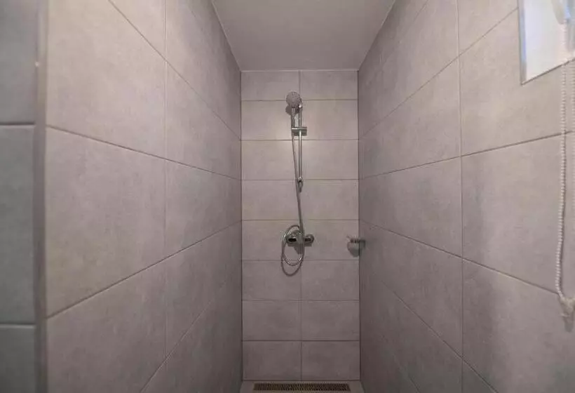 Majatalo Pixel Guesthouse