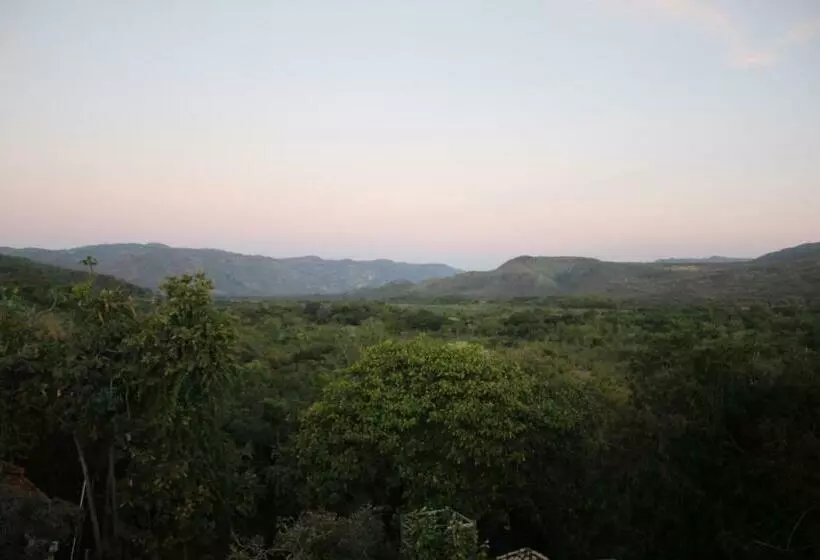 Majatalo Pousada Turquesa Mirante Com Vista Para As Montanhas E Por Do Sol