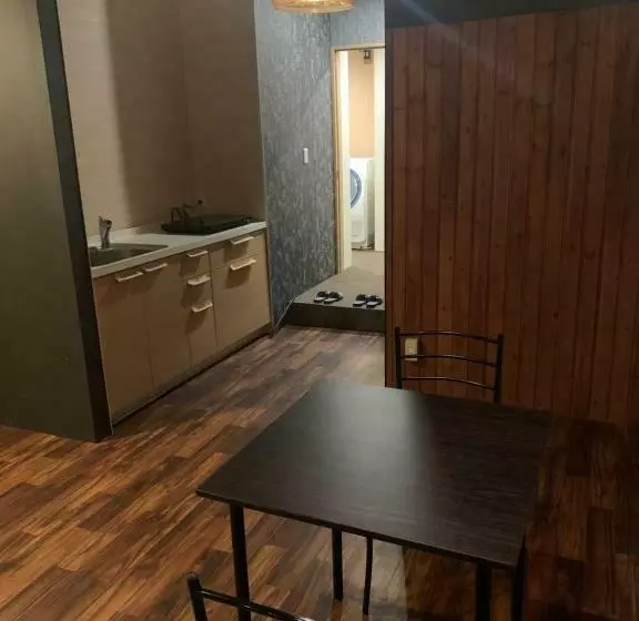 Retkeilymaja プチホテル苫小牧ステーション