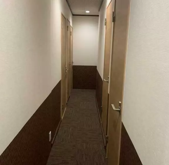 Retkeilymaja プチホテル苫小牧ステーション