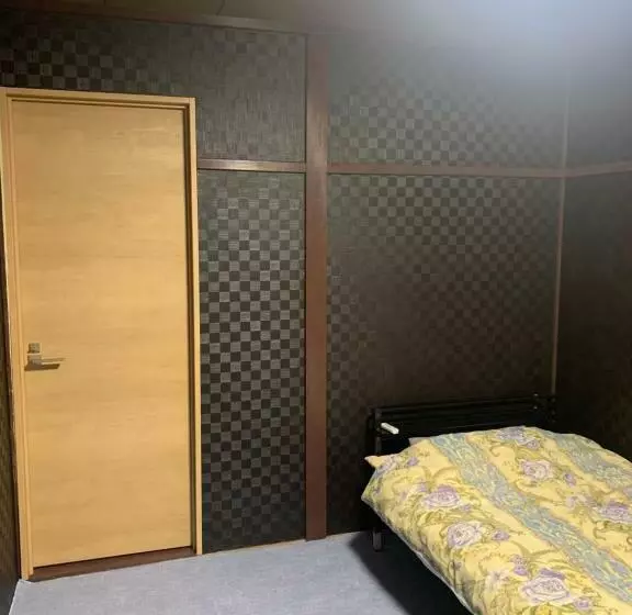 Retkeilymaja プチホテル苫小牧ステーション