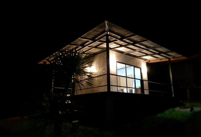 تختخواب و صبحانه Annie Meen S Place Koh Yao Noi