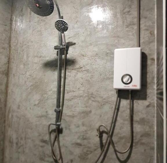 تختخواب و صبحانه Annie Meen S Place Koh Yao Noi