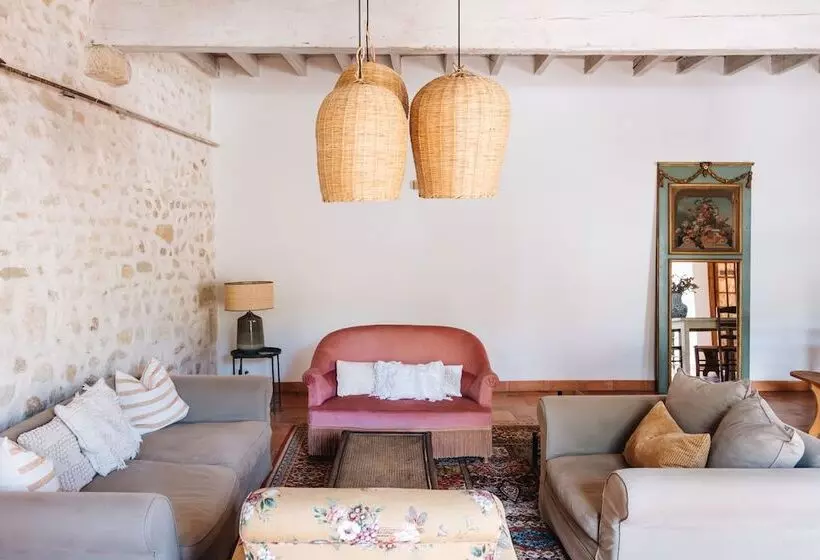 Aamiaismajoitus (B&B) Le Château Réal