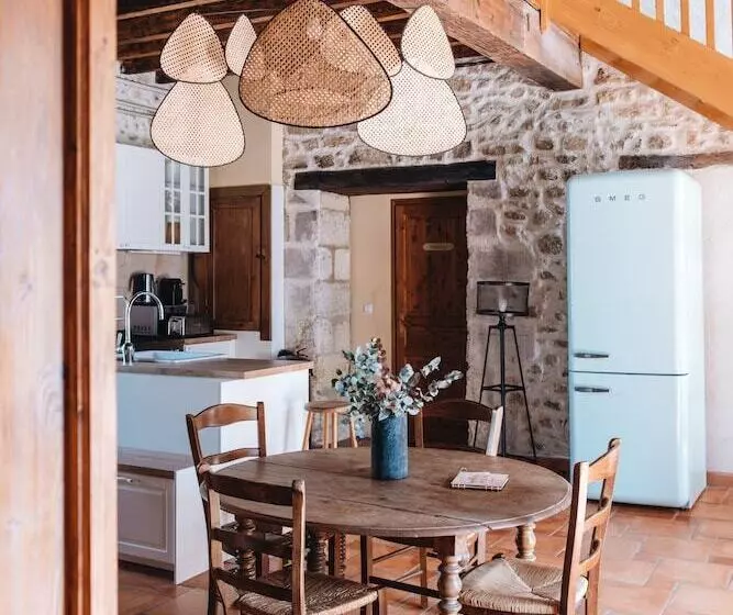 Aamiaismajoitus (B&B) Le Château Réal