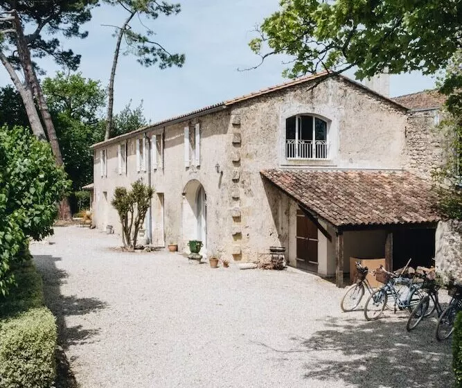 Aamiaismajoitus (B&B) Le Château Réal