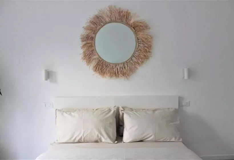تختخواب و صبحانه Pathos Guest House