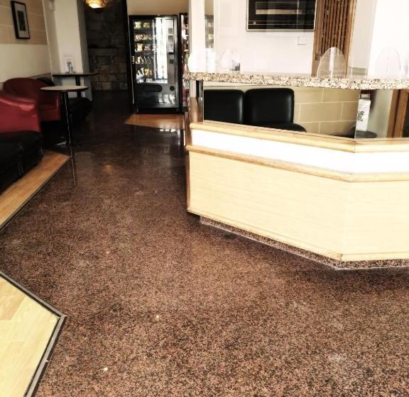 هاستل Sliema Chalet