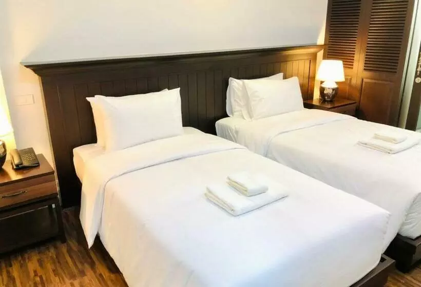 هتل Huern Kan Thong