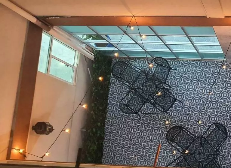 هتل Dorado A Una Calle De Playa Regatas Y El Malecon