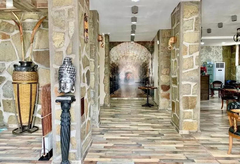 Hotelli Grand Altunhan