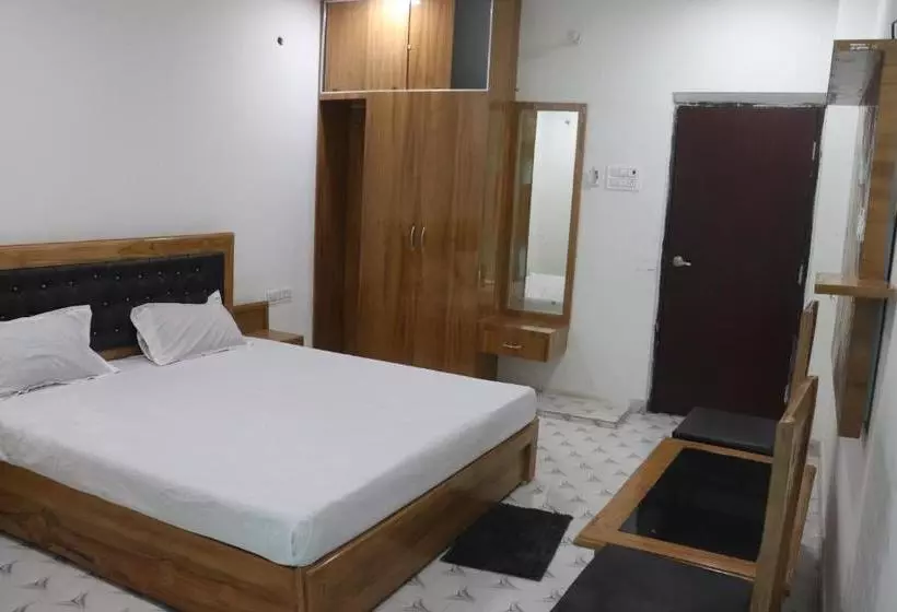 ホテル Hari Om By Wb Economy, Nalanda ,bihar