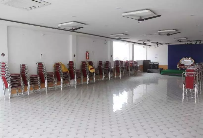 ホテル Hari Om By Wb Economy, Nalanda ,bihar