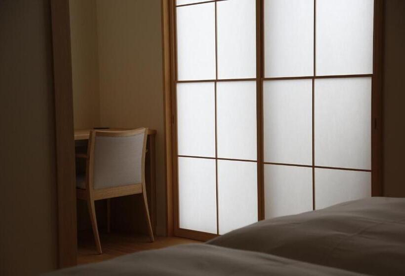 בית מלון כפרי Yubune