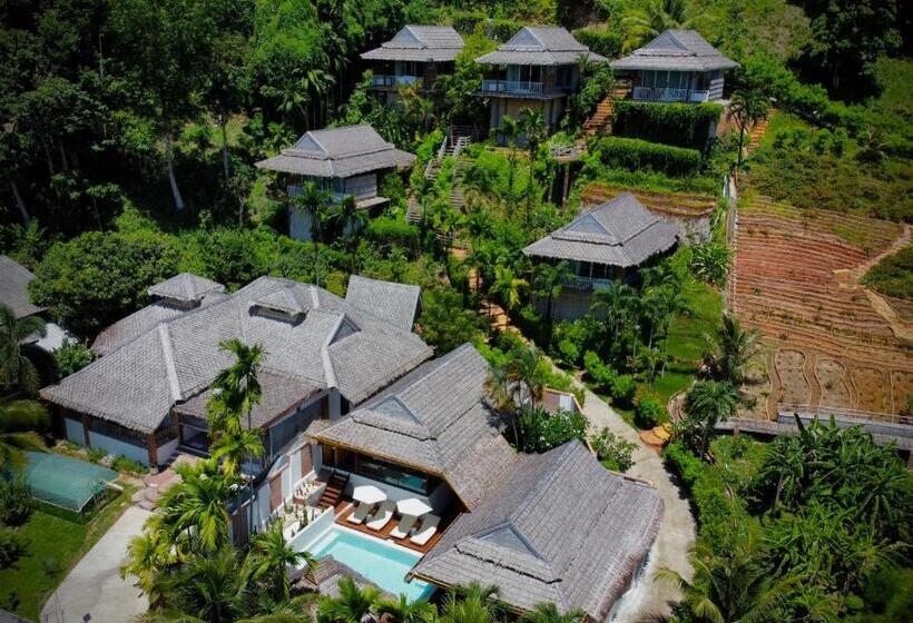 펜션 Baan Phuvara Retreat   Romantic Jacuzzi Mountain View Villas