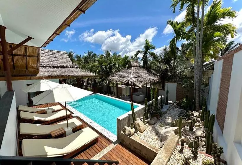 پانسیون Baan Phuvara Retreat   Romantic Jacuzzi Mountain View Villas
