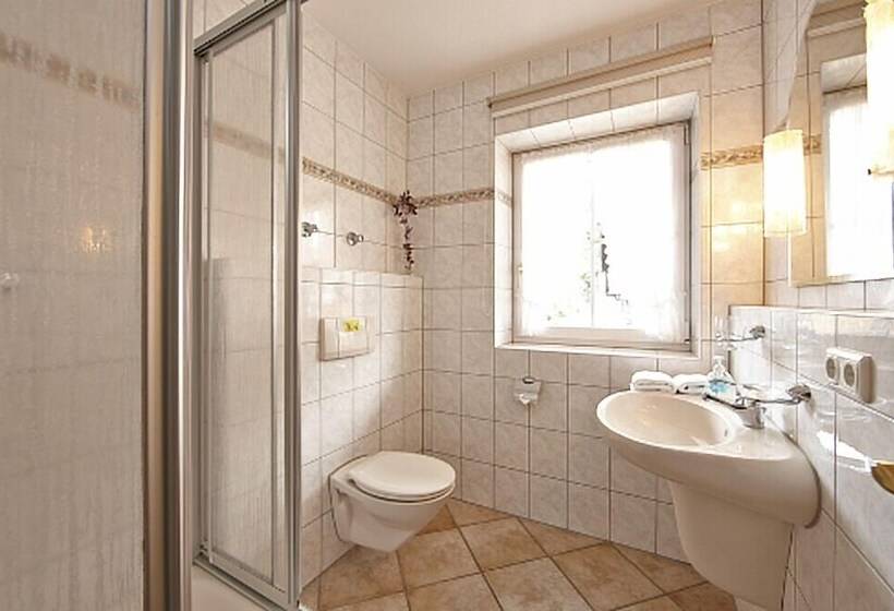 膳宿费 Gästehaus Quirin