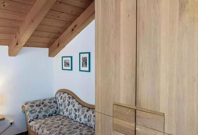 ペンション Gästehaus Quirin