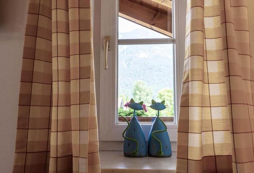 膳宿费 Gästehaus Quirin