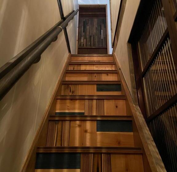 Pension 六根ゲストハウス Rokkon Guest House