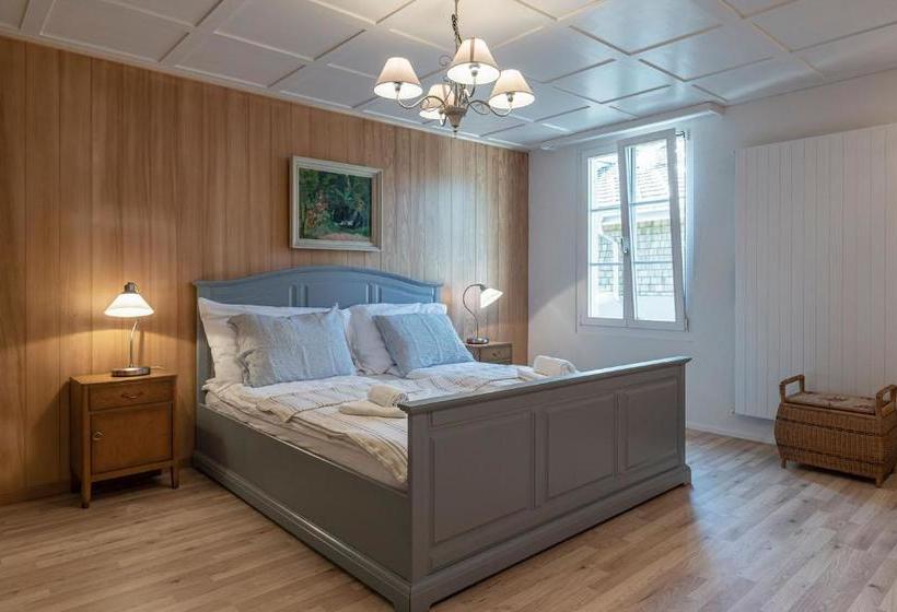 호스텔 Gästezimmer Im Dorfzentrum