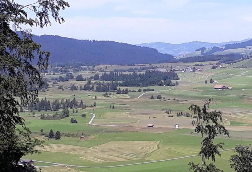 호스텔 Gästezimmer Im Dorfzentrum