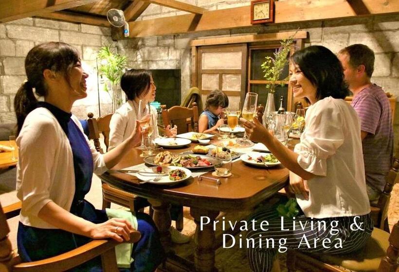 Alberg 石と鉄 House Of Stone And Iron