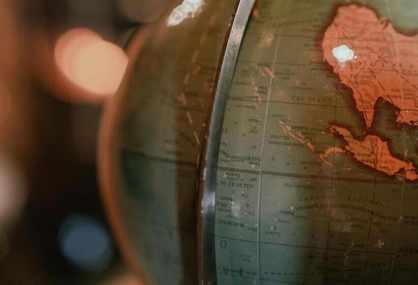 Alberg 石と鉄 House Of Stone And Iron