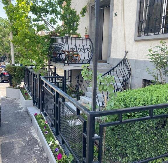 Bed and Breakfast Elross