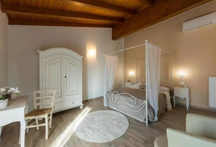 Aamiaismajoitus (B&B) Sara&sara Alloggio Agrituristico