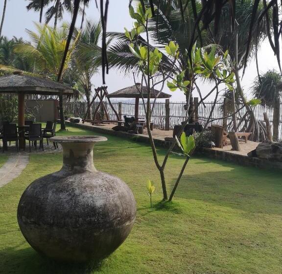 مبيت وإفطار Thoduwawa Beach Villa