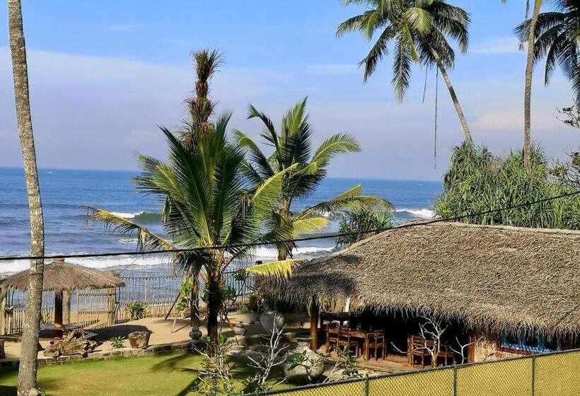 مبيت وإفطار Thoduwawa Beach Villa