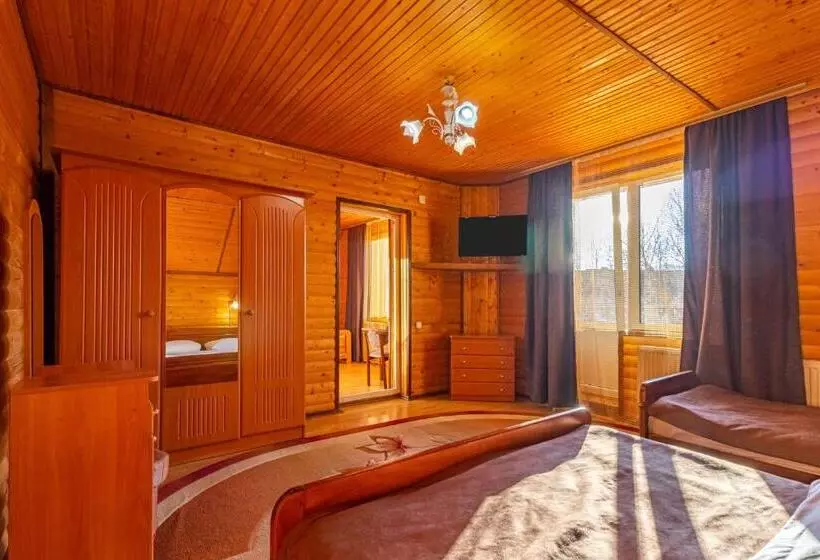 Hotelli гуцульська світлиця