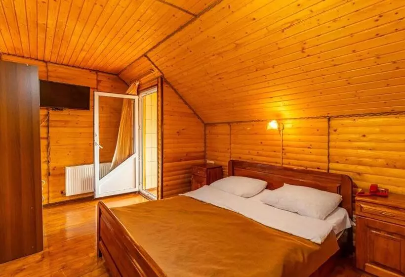 Hotelli гуцульська світлиця
