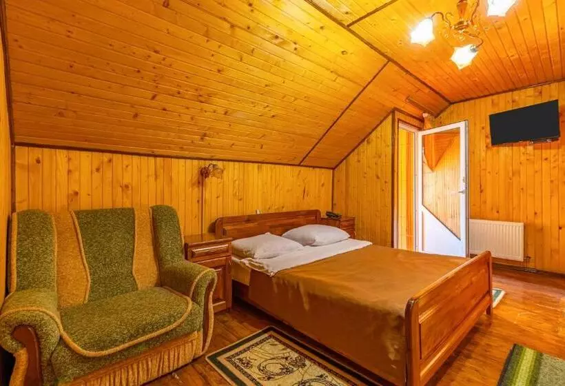 Hotelli гуцульська світлиця