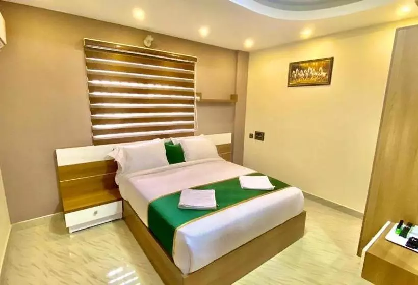 Hotelli Builda Park Inn