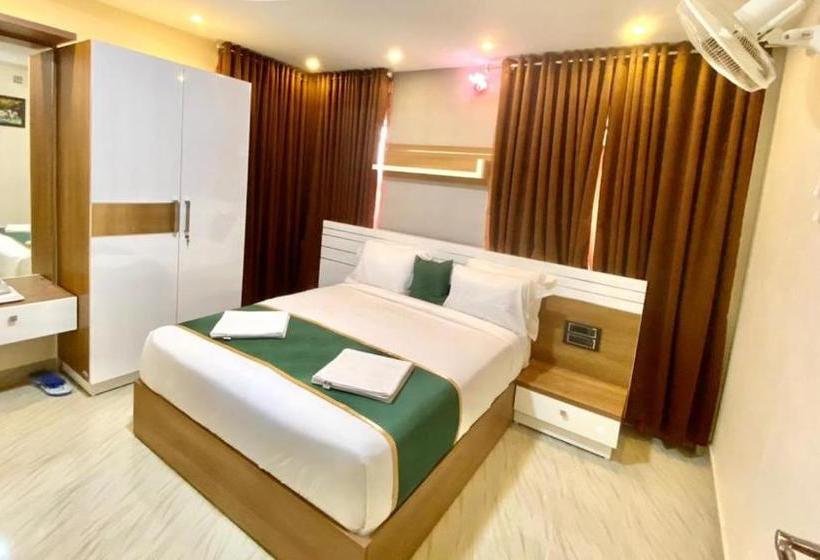 فندق Builda Park Inn