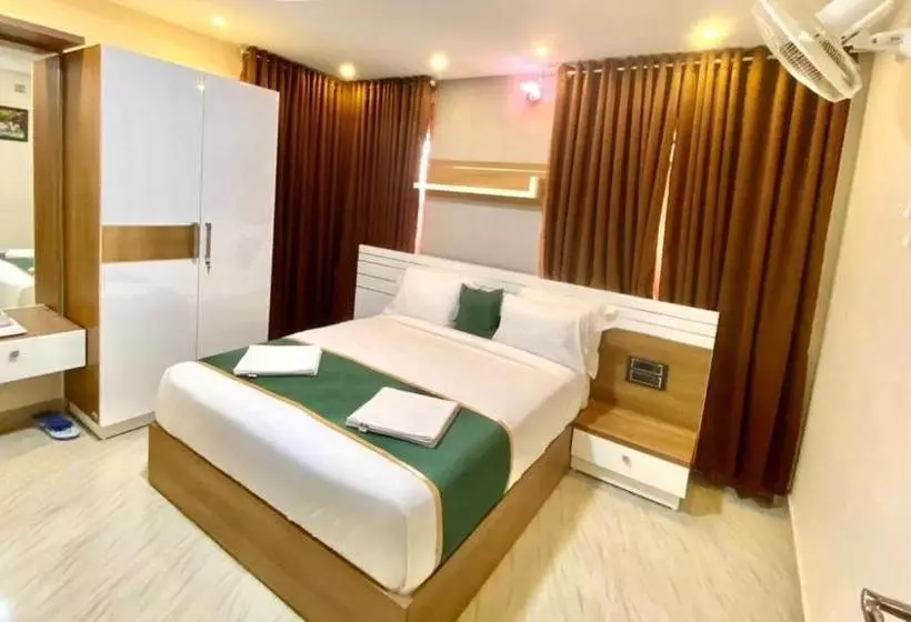 Hotelli Builda Park Inn