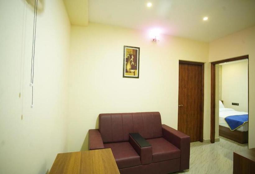 فندق Builda Park Inn