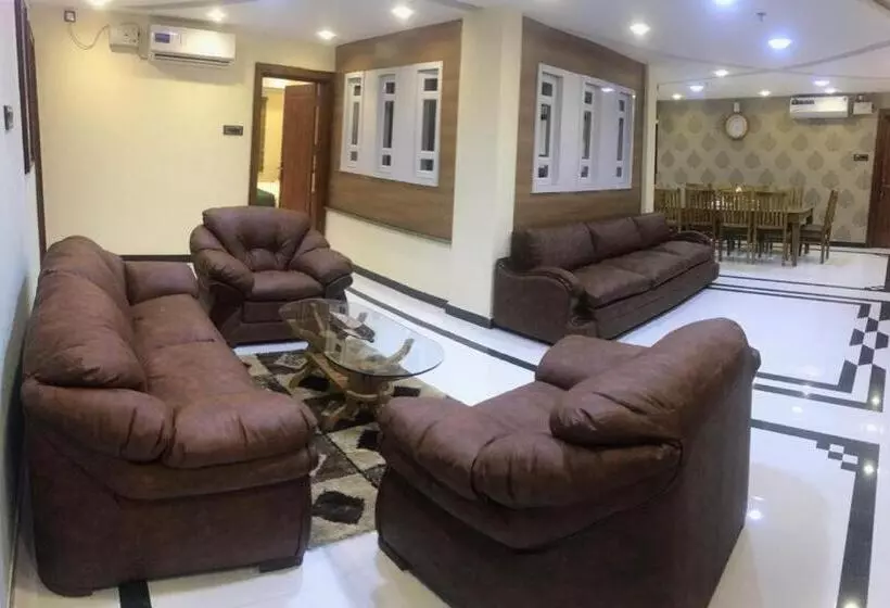 Hotelli Builda Park Inn