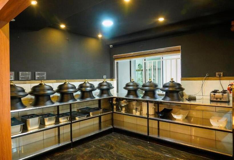 فندق Builda Park Inn