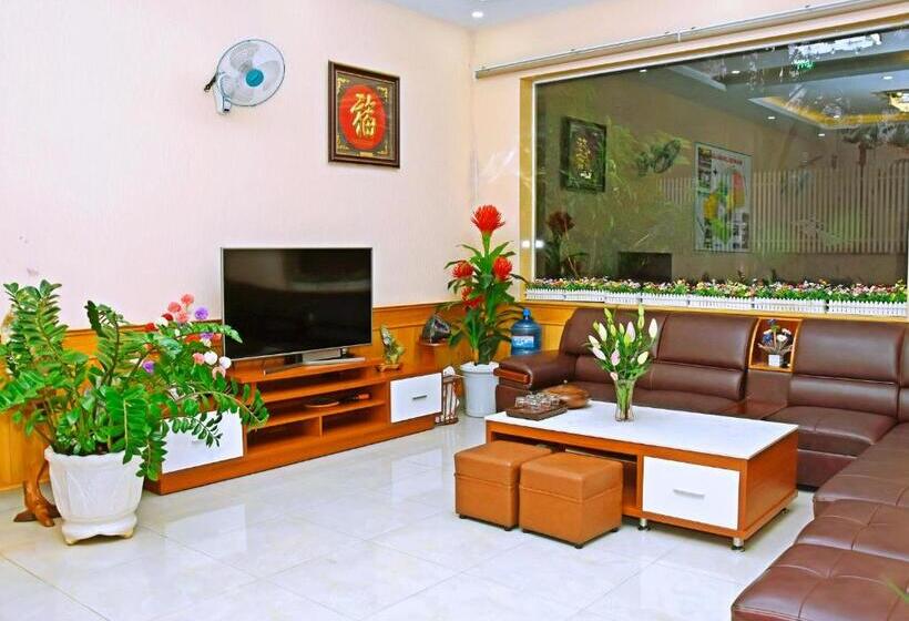 هتل Khách Sạn Hiệp Thạnh